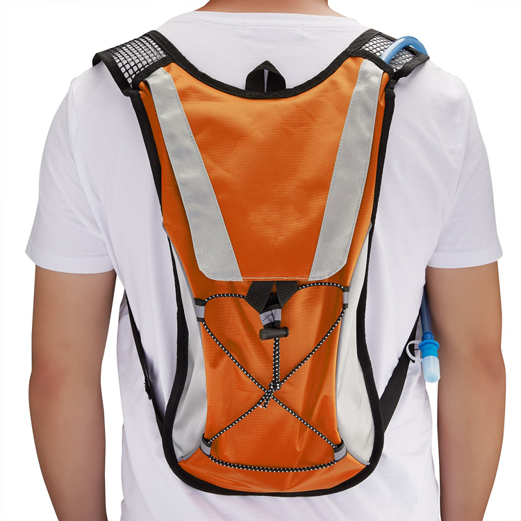 Sports Outdoor Hydration Bag Backpack With 2L Water Bladder